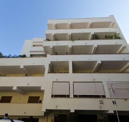 Reggio Central House Low Cost Per 4 Reggio di Calabria Zewnętrze zdjęcie