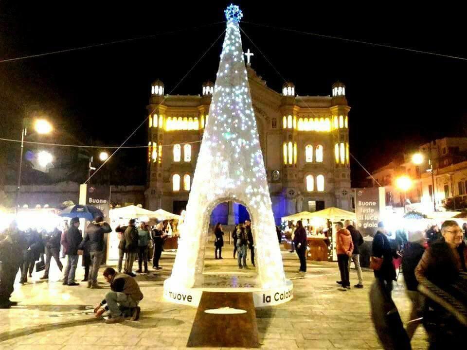 Reggio Central House Low Cost Per 4 Reggio di Calabria Zewnętrze zdjęcie