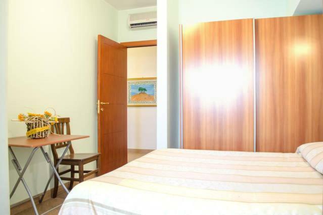 Reggio Central House Low Cost Per 4 Reggio di Calabria Zewnętrze zdjęcie